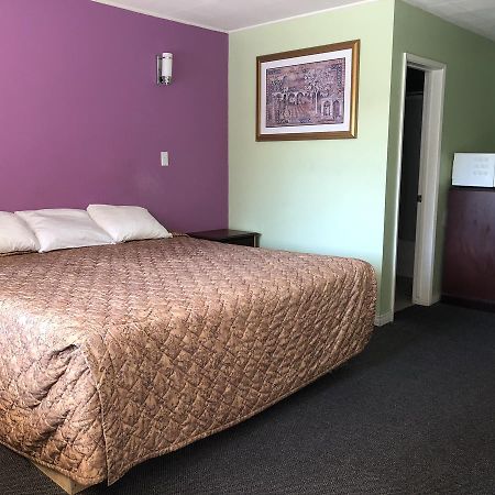 Grand Motel Брантфорд Экстерьер фото